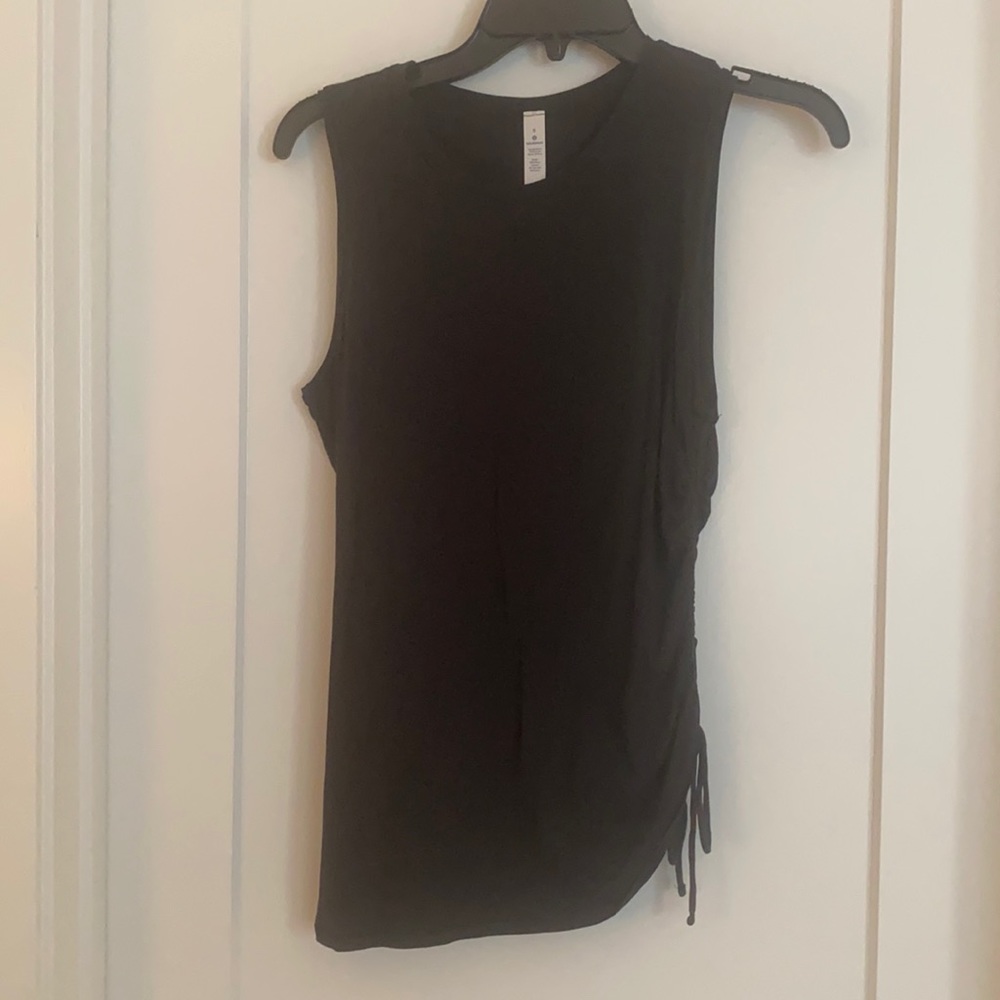 lululemon black tank